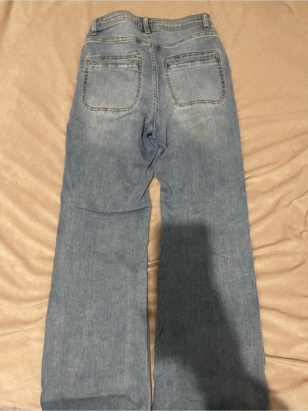 Light washed Jean - Picture 2 of 2